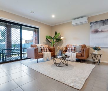 Modern & Cosy Family Home! - Photo 3