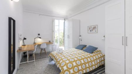 Cosy room in 9-bedroom apartment in L'Eixample - Foto 5