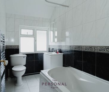 Horsley Close, Epsom - Photo 2