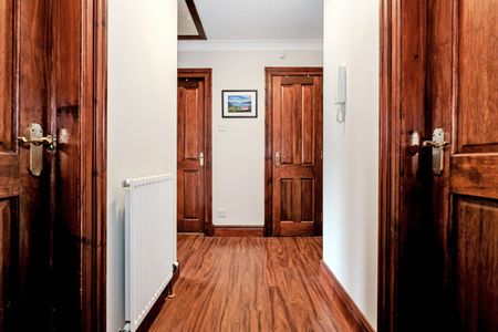 Flat 5, 2a Deemount Terrace, AB11 7RX, Aberdeen - Photo 2