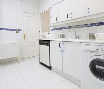 Calle de Amado Nervo, Madrid, Community of Madrid 28007 - Photo 1