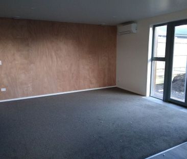 Energy Efficient Home in Great Central Location - Photo 2