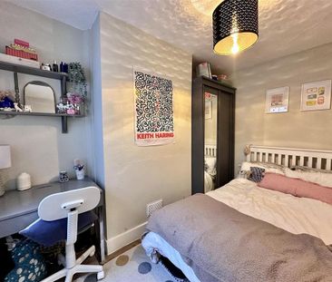 4 bedroom house to rent - Photo 2