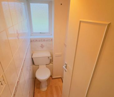 Blackpool View, Leeds, LS12 5PE - Photo 5