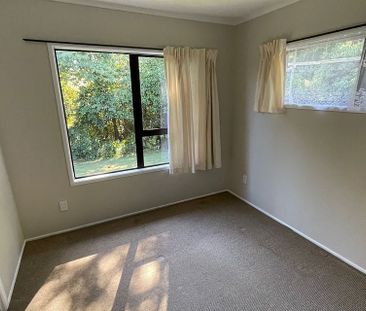 Charming 1BR Unit in Onerahi! - Photo 2