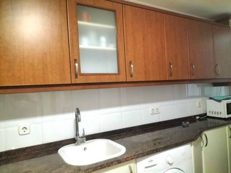 Calle Santos Justo y Pastor, Valencia, Valencian Community 46022 - Photo 5