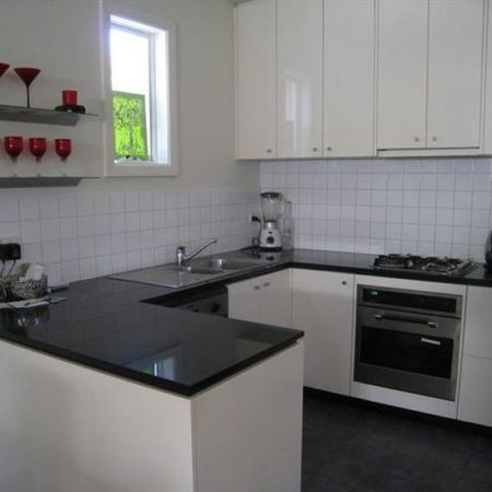 6/30 Tennyson St, Elwood, VIC 3184 - Photo 4