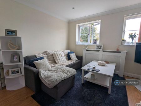 2 bedroom end of terrace house to rent - Photo 4