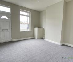 2 BEDROOM House - Mid Terrace - Photo 5