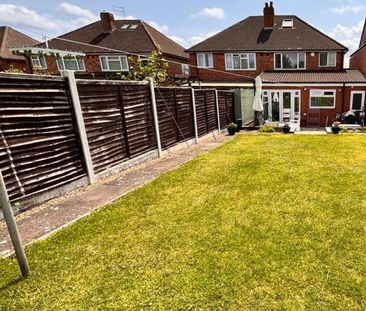 3 Bed Terraced House, Wardown Crescent, LU2 - Photo 5