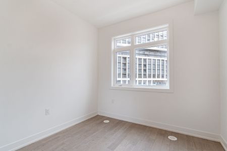 For Lease - 1062 Douglas Mccurdy Comm Court Unit# 229, Mississauga, Ontario - Photo 5