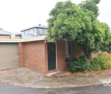 2/18A Drechsler Street Flora Hill VIC - Photo 5