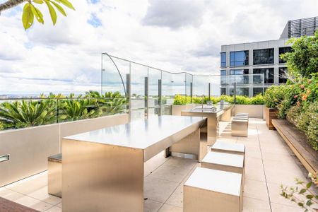 Furnished Studio with Views in Resort Complex - Photo 3