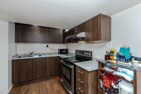 For Lease - 70 Buick Boulevard, Brampton, Ontario - Photo 4