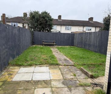 2 bedroom semi-detached house to rent - Photo 2