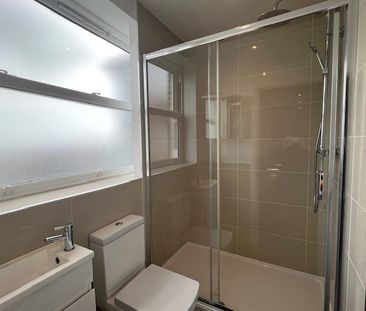 studio to rent West Street, Brighton, East Sussex, BN1 - Photo 3