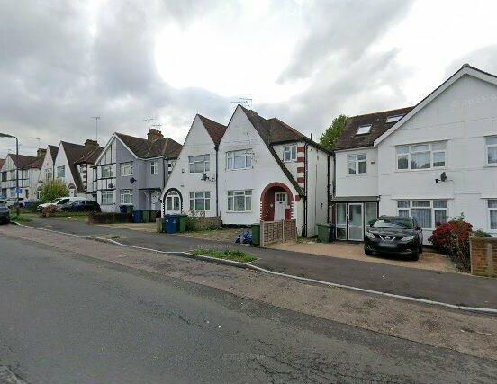 3 bedroom flat to rent - Photo 1