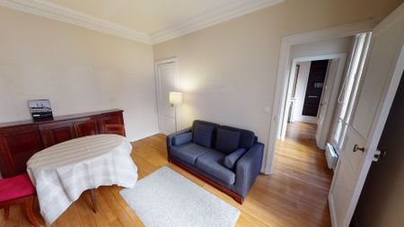 Location appartement 2 pièces, 44.79m², Paris 18 - Photo 2