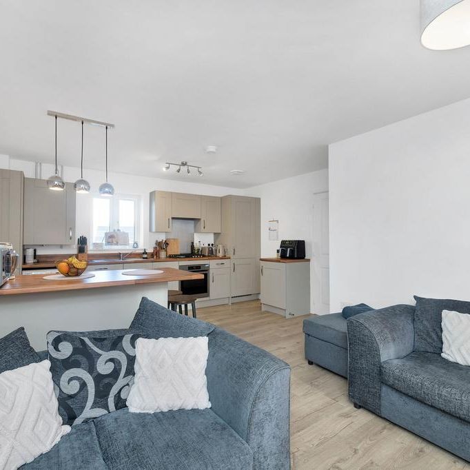 2 bedroom flat to rent - Photo 1