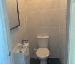 Bright Double -Ensuite- Horfield- Close to Hospital - Photo 6