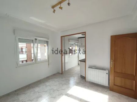 Alquiler de piso en Marqués de Urquijo, 13 - Photo 3