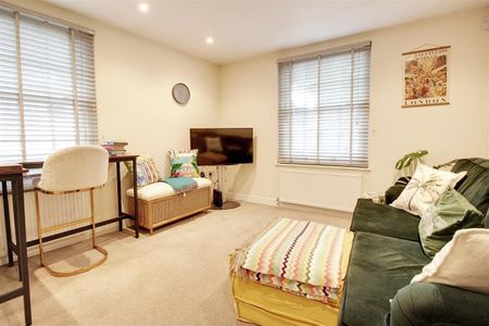Manor Street, Berkhamsted - Photo 3