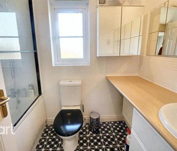 1 bedroom in a house share to rent - Photo 3