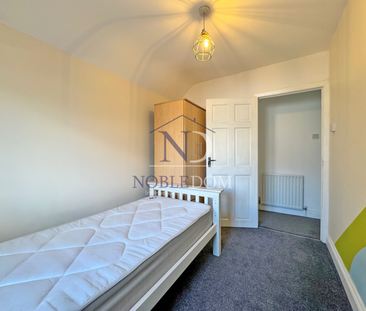 3 bedroom semi-detached house to rent - Photo 5