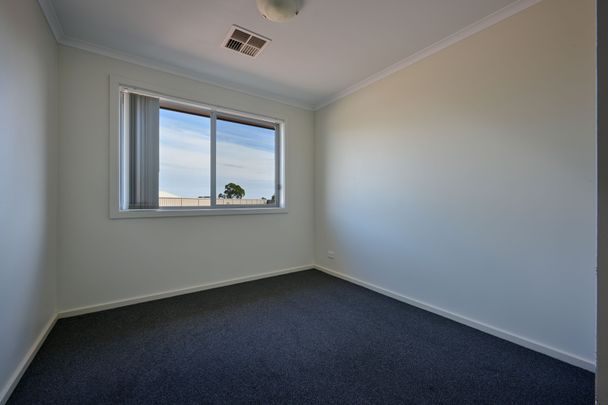 65 CUSTANCE AVENUE, WHYALLA JENKINS - Photo 1