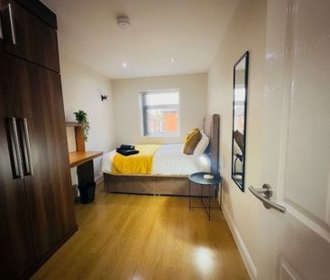 House Share -Lovat Road, PRESTON, Lancashire PR1 6DQ - Photo 3