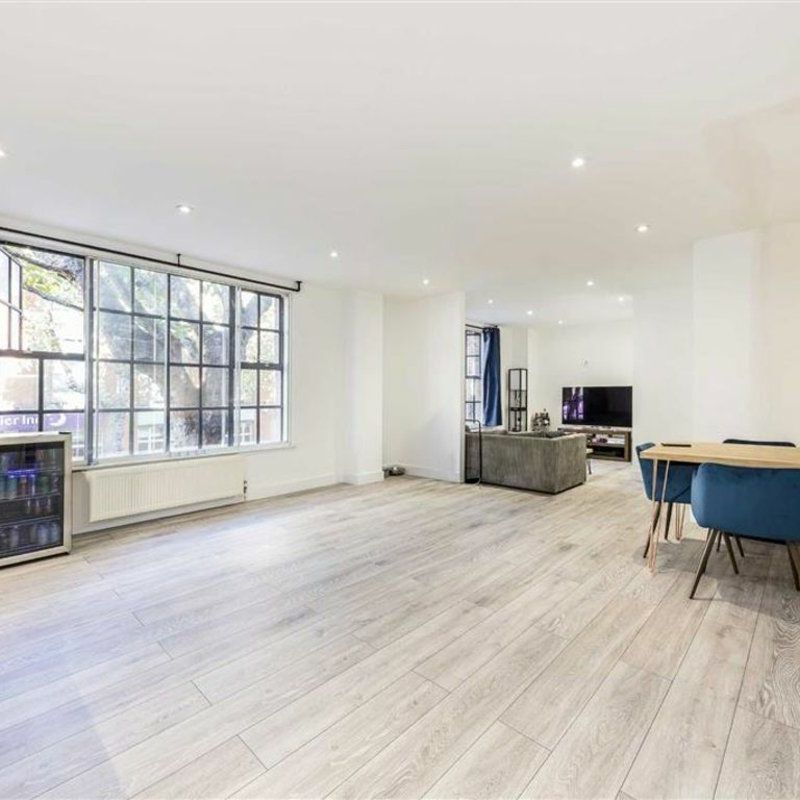 Tower Bridge Road, Tower Bridge, SE1 - Photo 1