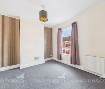 2 bedroom terraced house to rent - Photo 4
