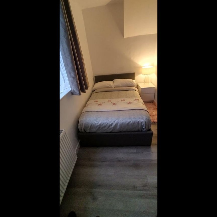 1 Bed Detached House, Sheriff Avenue, CV4 - Photo 1