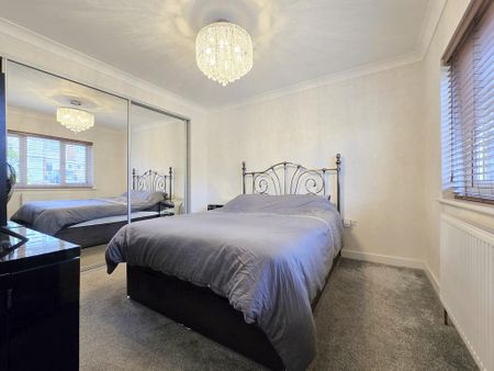 3 bedroom semi-detached house to rent - Photo 4