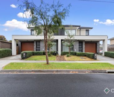 “Stylish & Contemporary Living!” - Photo 2