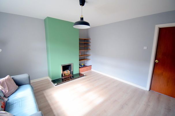 19 Ravenhill Court, BT68FS, Belfast - Photo 1