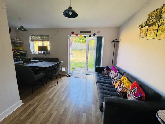 Bosman Close, Maidstone - Photo 1
