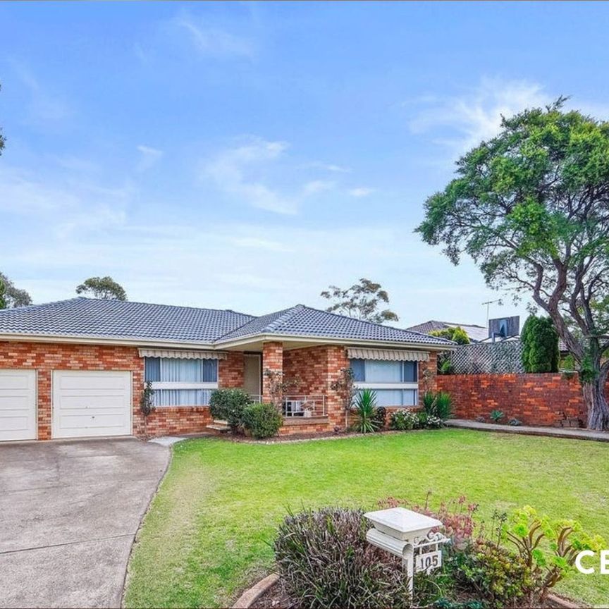 Top Location – Easy Walk to Sackville Public School - Photo 1