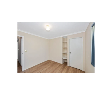 21 Mayflower Close, Port Kennedy, WA 6172 - Photo 2
