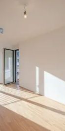 Ruhelage: moderne 2-Zimmer-Wohnung mit Loggia nahe Donau - Photo 1