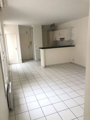 Montesson Village - F2 de 43 m2 avec dressing et cave - Photo 1