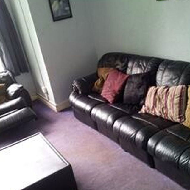 6 Bed - 38 Hartley Avenue, Woodhouse, Leeds - LS6 2LP - Student - Photo 1