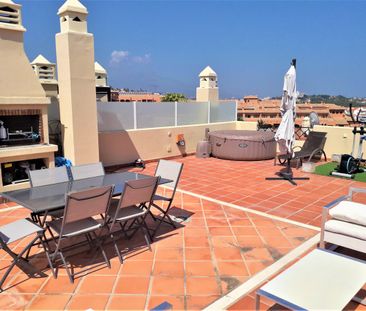 Atico en alquiler en Estepona - Photo 2