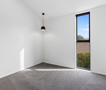 Modern Two-Bedroom Townhouse in Addington - Photo 1