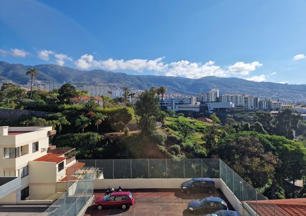 Apartamento T3 com Vista para a Cidade - Funchal, Quinta Magnólia