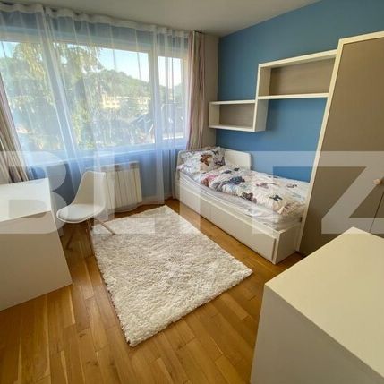 Apartament cu 3 camere, 76 mp, parcare, zona Alexandru Vlahuta - Photo 1
