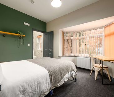 OX Living is proud to present this high-quality 12-bedroom co-livin... - Photo 3