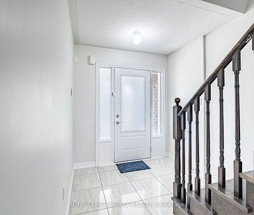 For Lease - 37 Aspen Hills Road, Brampton, Ontario - Photo 3