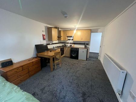 1 bedroom flat to rent - Photo 5