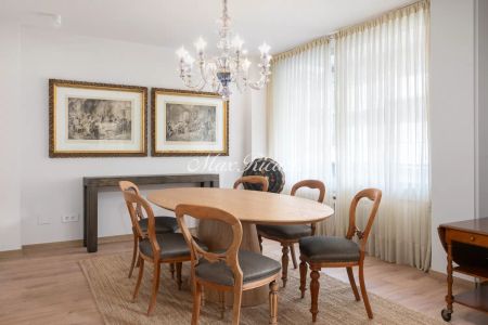 Vivienda temporal con terraza junto a Turó Park - Photo 4